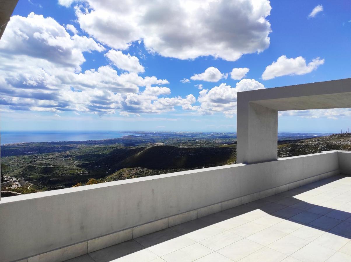 אבולה Villa Orizzonte Sullo Jonio מראה חיצוני תמונה