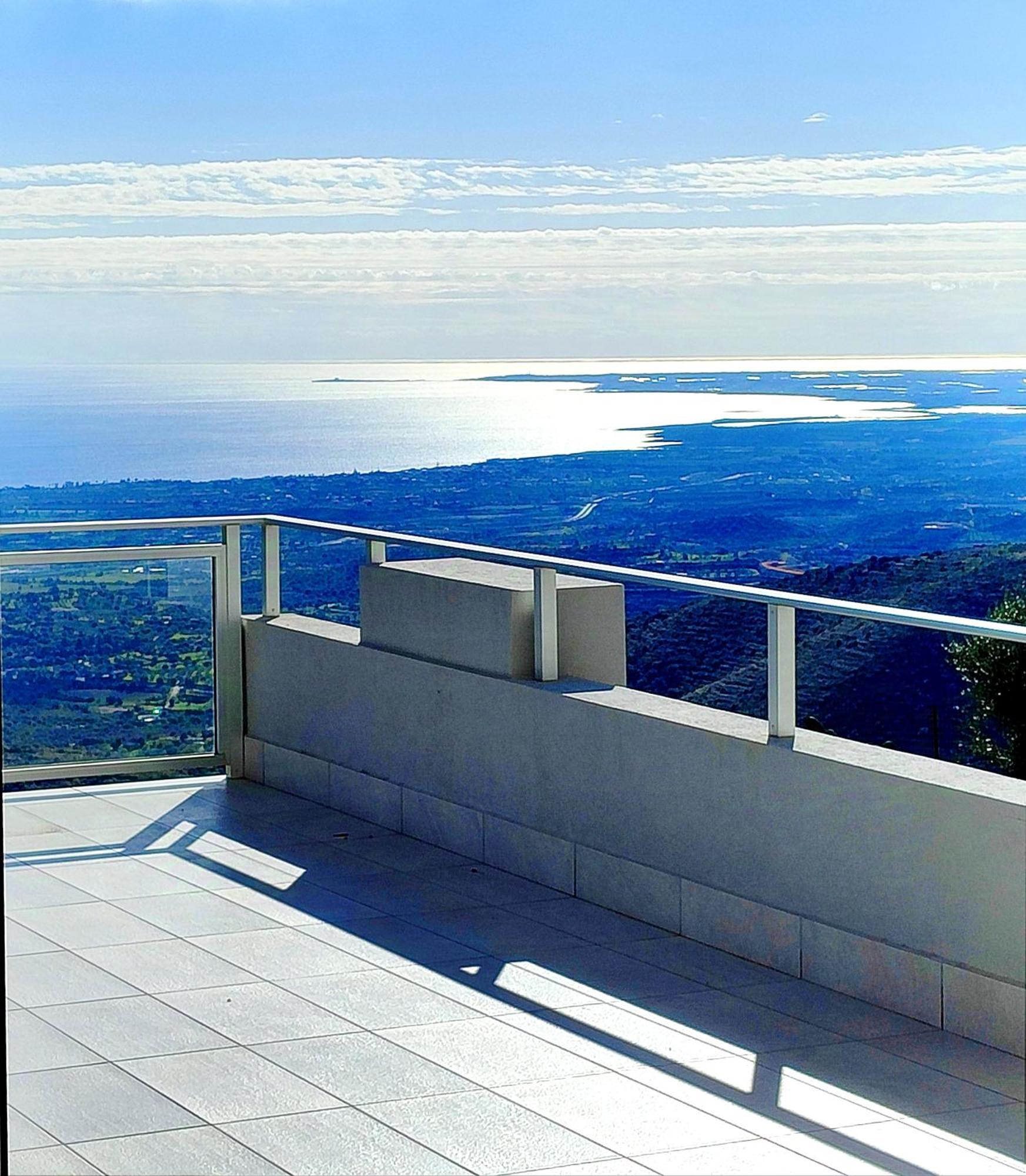 אבולה Villa Orizzonte Sullo Jonio מראה חיצוני תמונה