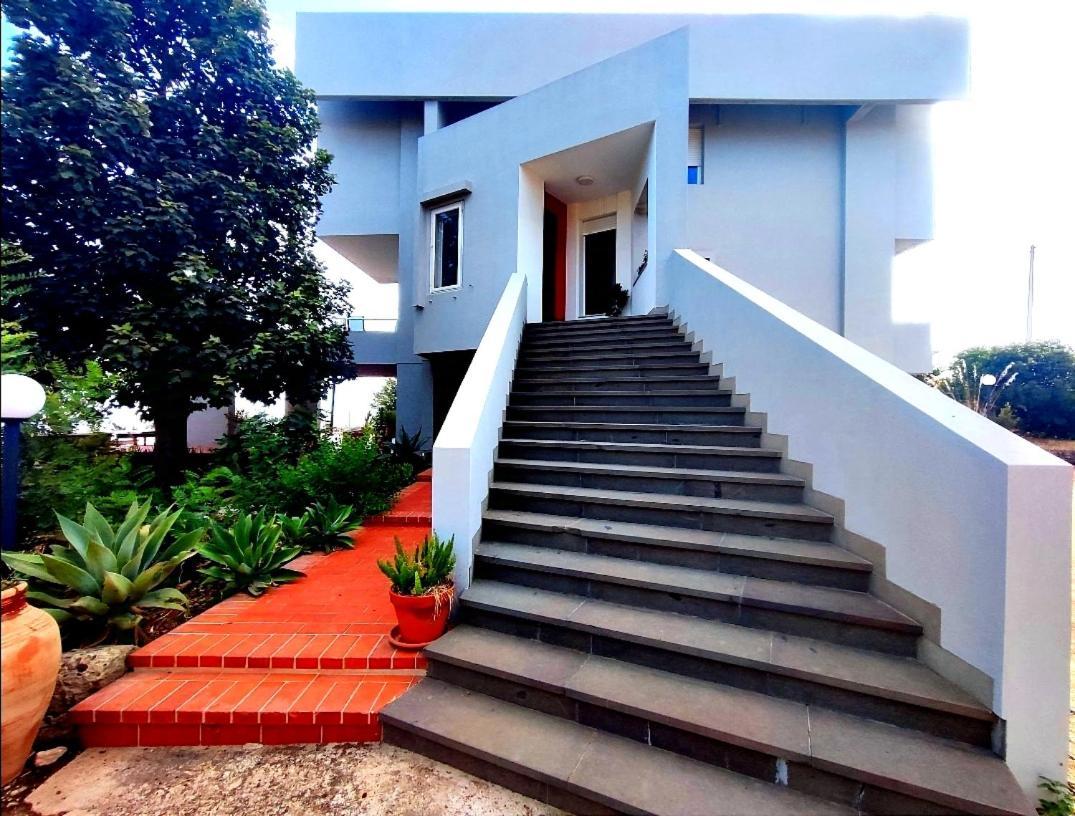 אבולה Villa Orizzonte Sullo Jonio מראה חיצוני תמונה