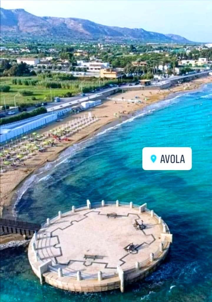 אבולה Villa Orizzonte Sullo Jonio מראה חיצוני תמונה